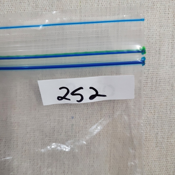 Chicos 1 Womens Size Medium Pink Beaded Tie Dye Tunic Lightweight Sheer Boho - Picture 15 of 15